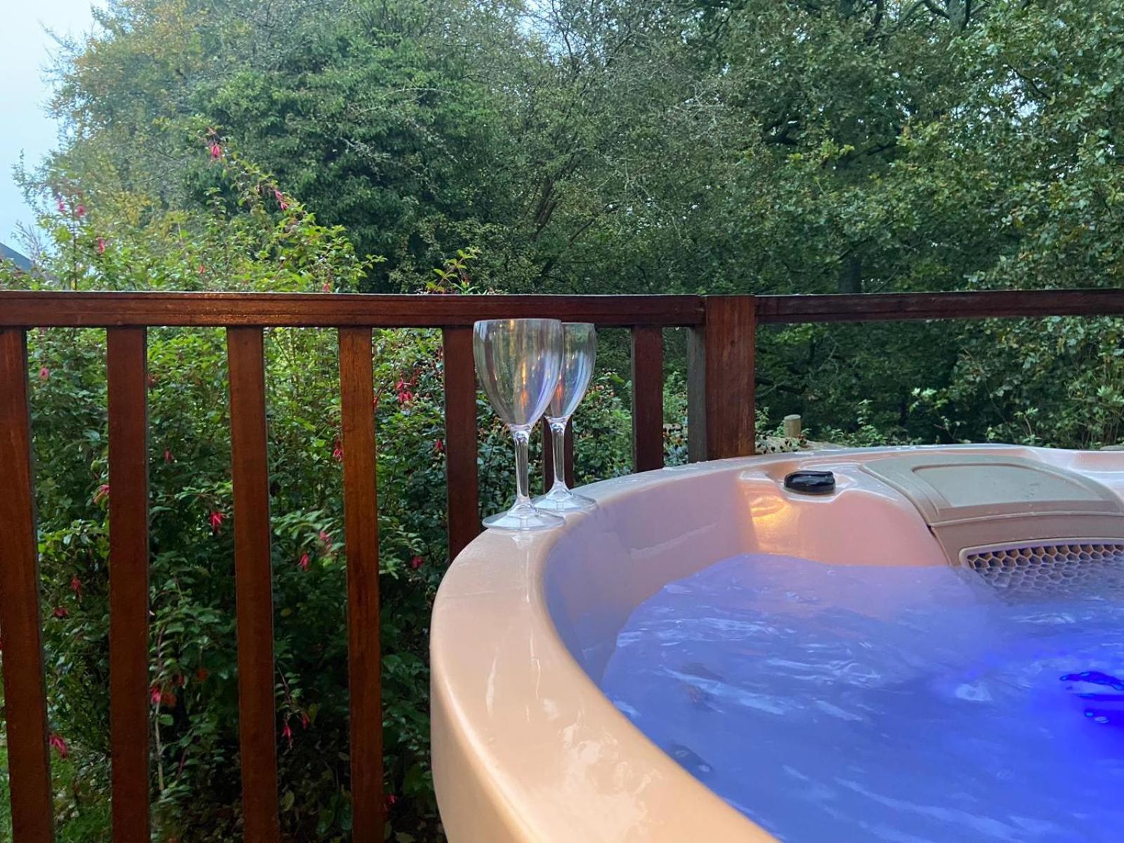 Cherry Tree Glamping Lodge Stroud (Gloucestershire)