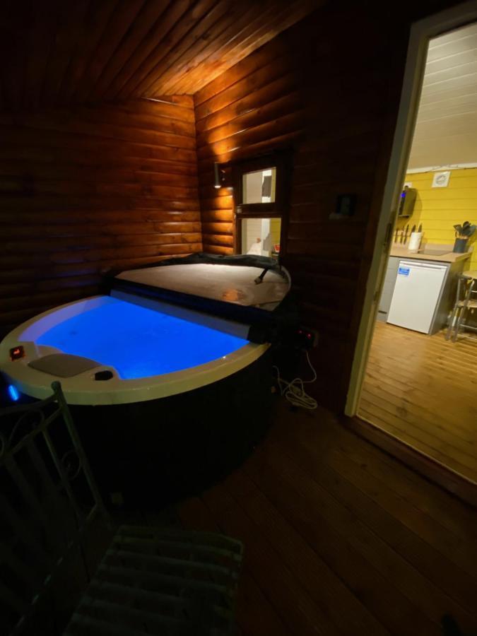 Cherry Tree Glamping *