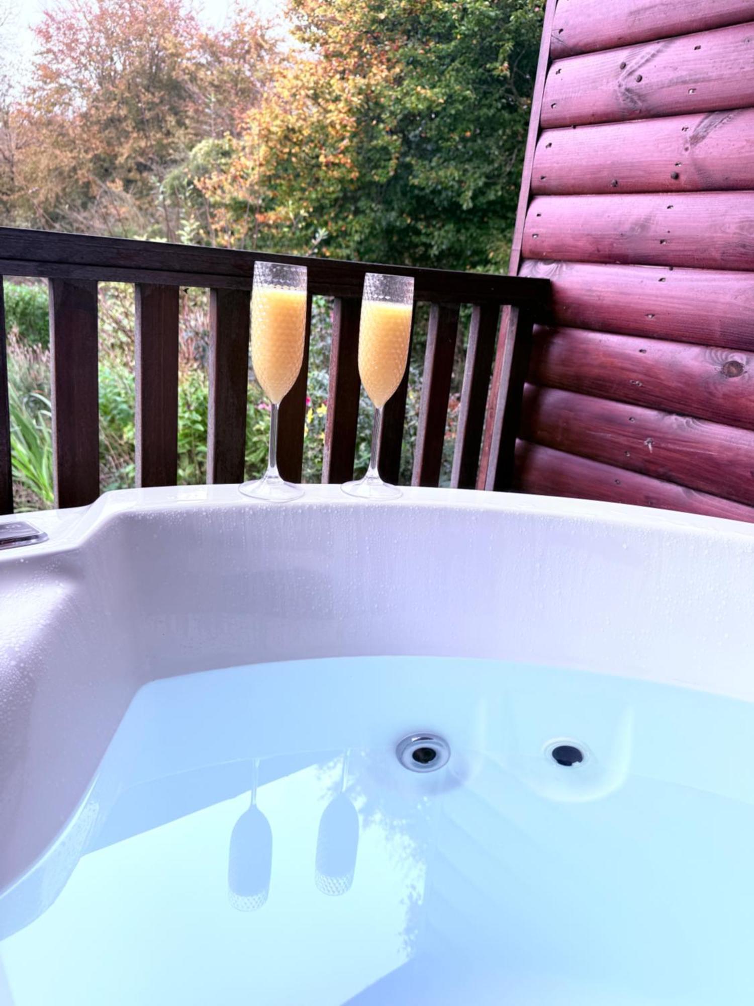 Cherry Tree Glamping Lodge